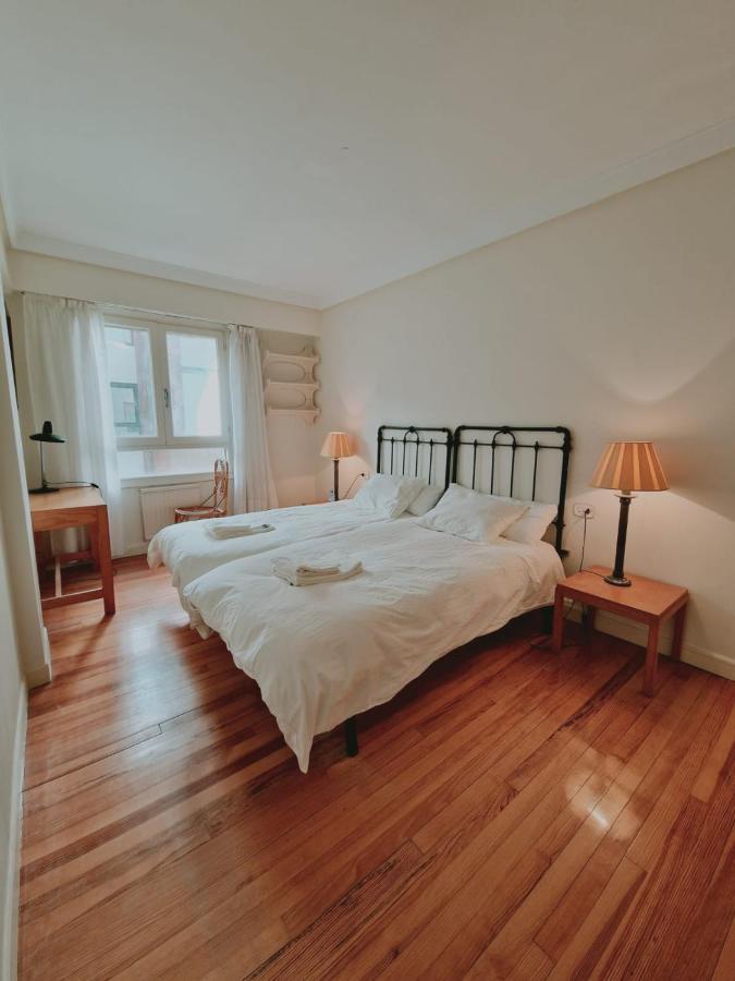 Ferienwohnung Amplio Piso En La Playa De 135 M2 Con Garaje Zarautz Exterior foto