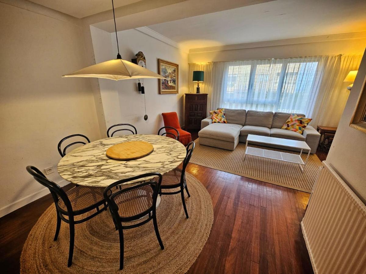 Ferienwohnung Amplio Piso En La Playa De 135 M2 Con Garaje Zarautz Exterior foto