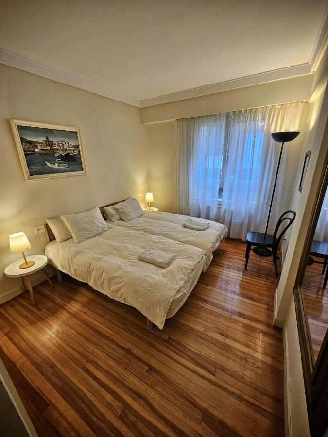 Ferienwohnung Amplio Piso En La Playa De 135 M2 Con Garaje Zarautz Exterior foto